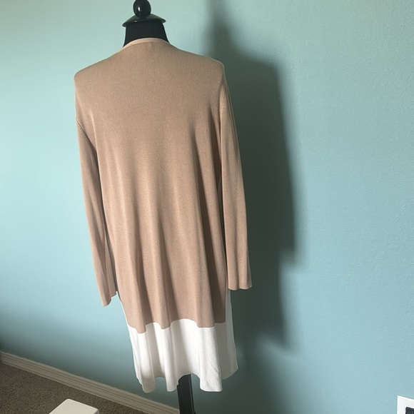 Eileen Fisher tan sweater - Picture 3 of 6